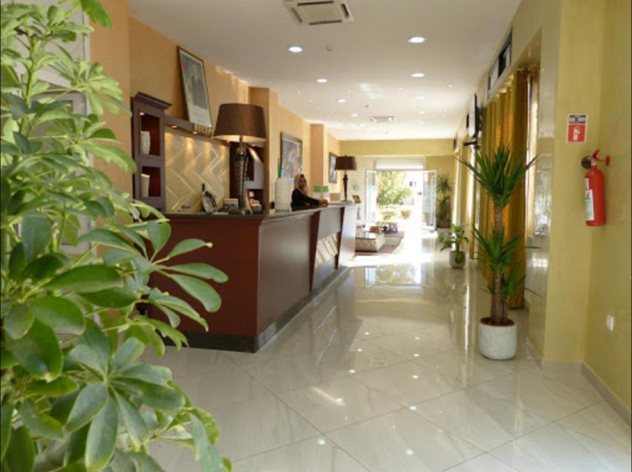 Hotel Maraval Orán Exterior foto